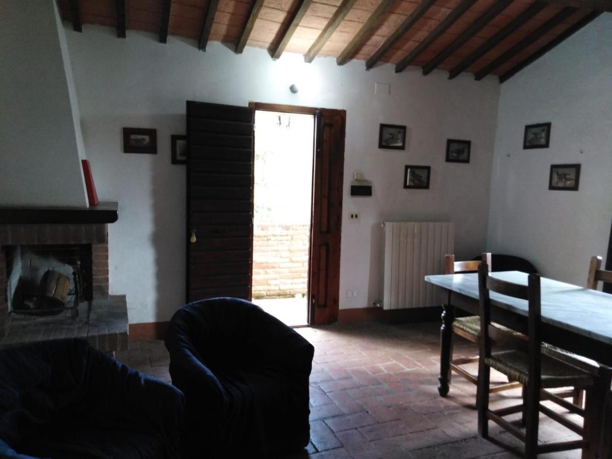Agritur Villa Osvaldo Castiglione Del Lago Perugia Colazione Piscina Acqua Salata Eksteriør billede