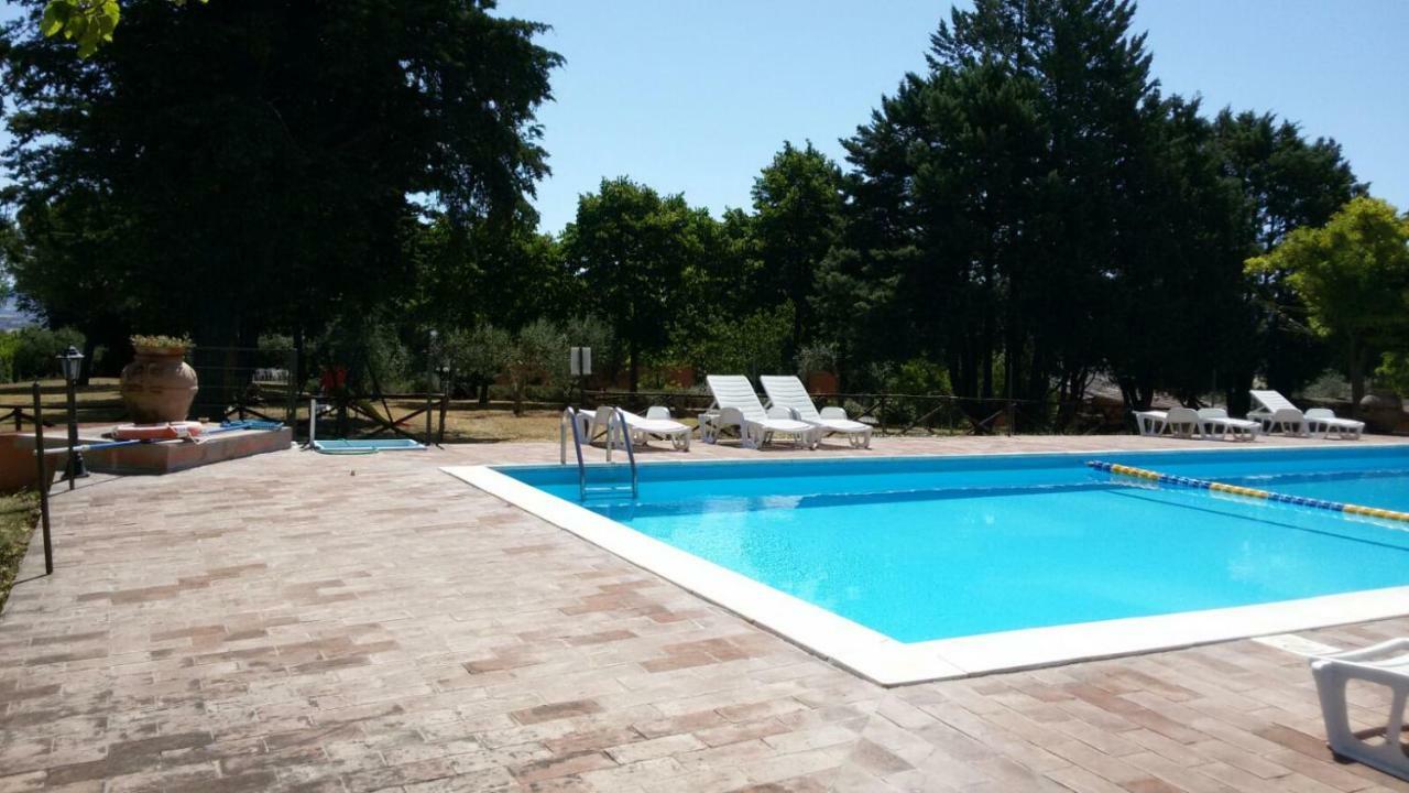 Agritur Villa Osvaldo Castiglione Del Lago Perugia Colazione Piscina Acqua Salata Eksteriør billede